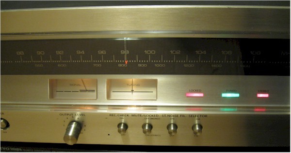 Onkyo T-9 tuner