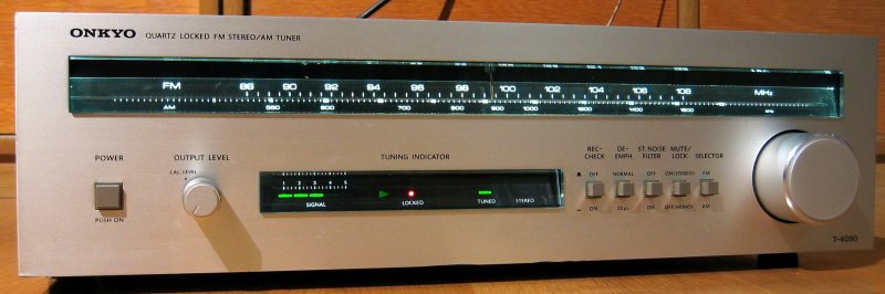 Onkyo T4090 Quartz Tuner