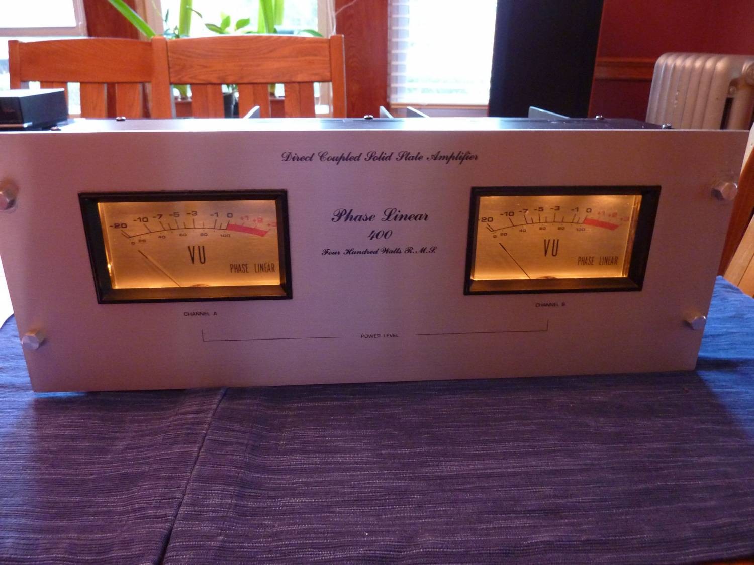 Phase Linear 400 Amp