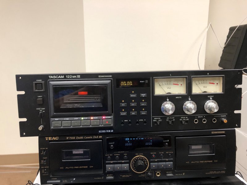 RadioStationDumpPilePic4