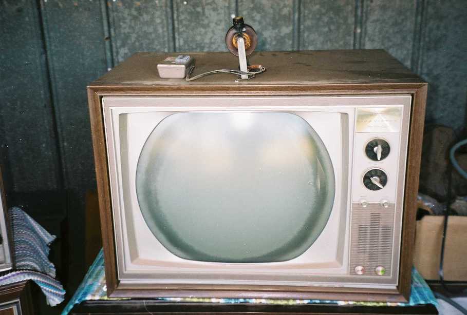 RCA CTC-16 table model