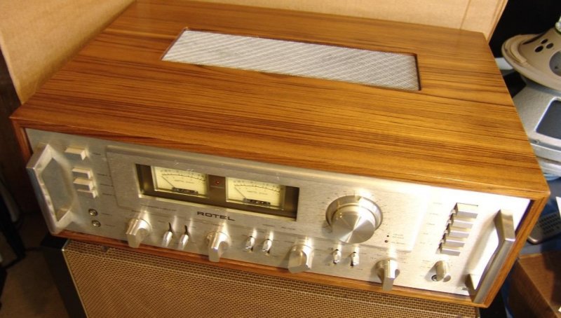 Rotel-1412-Wood
