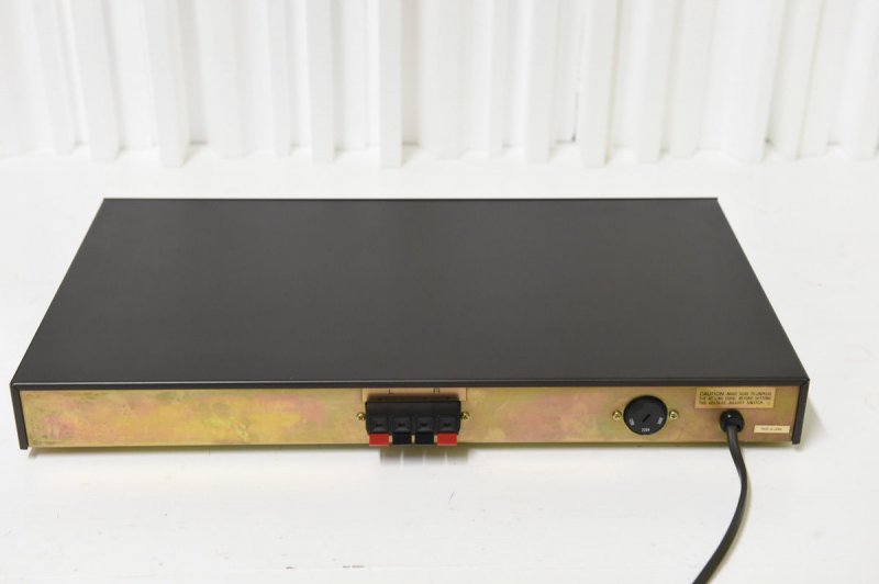 S-l1600 (3)
