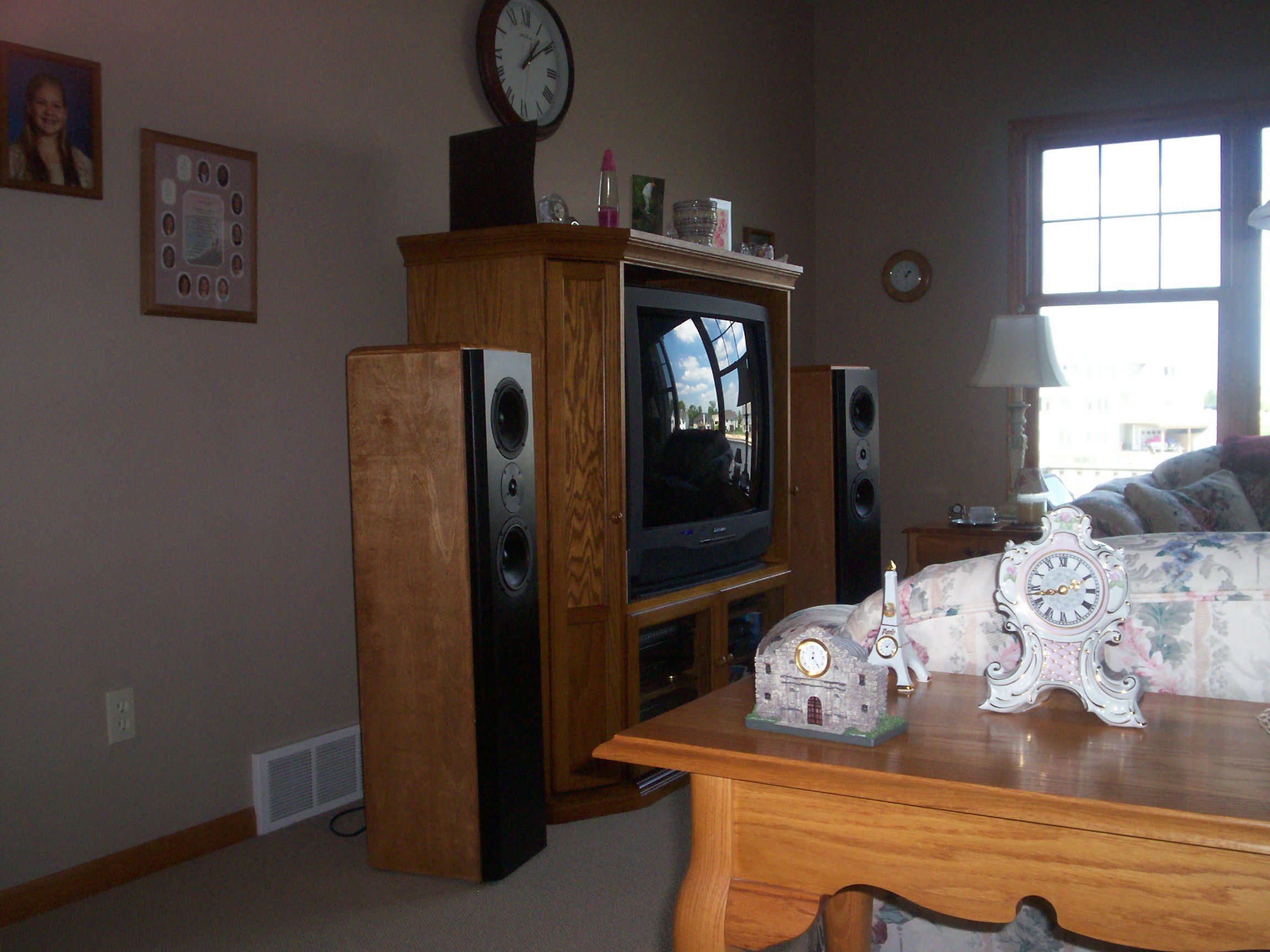 Same speakers, 2 of 4