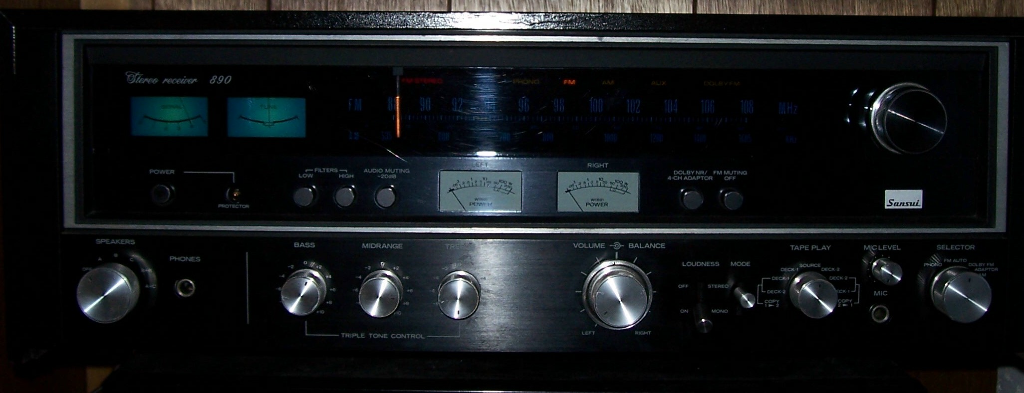 Sansui 890