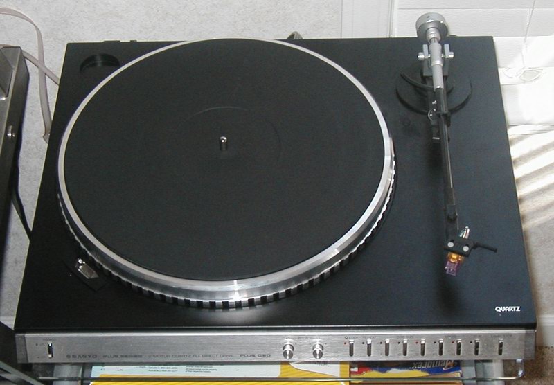 Sanyo Plus Q50