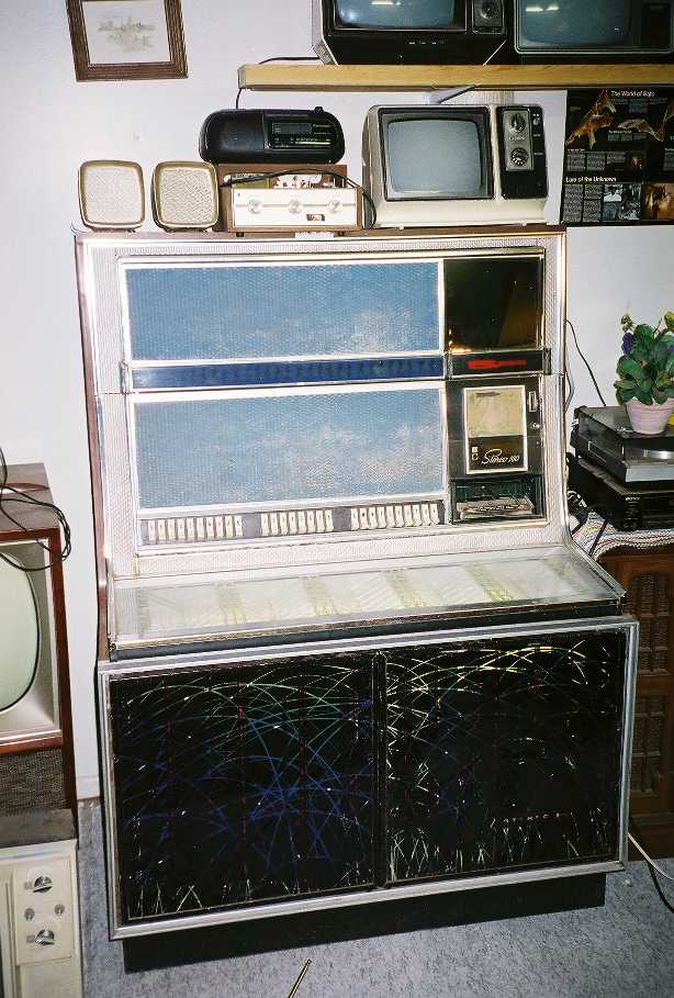 Seeburg LS-2 Jukebox