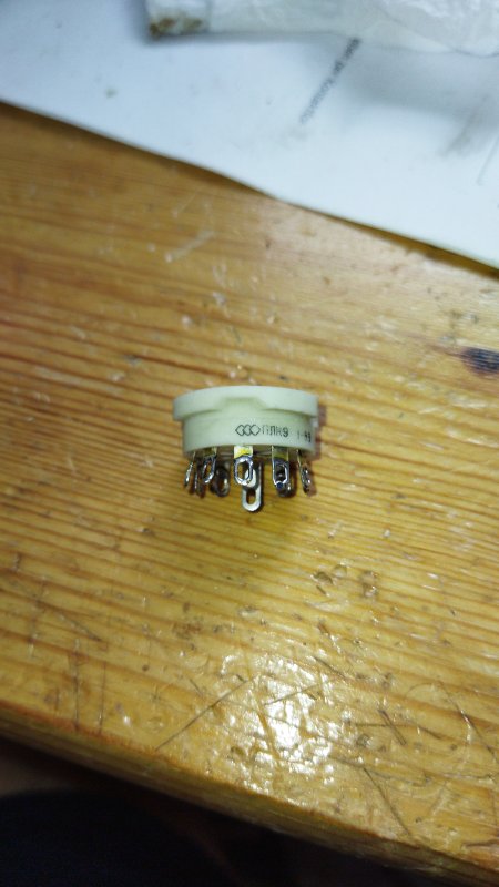Socket2.jpg