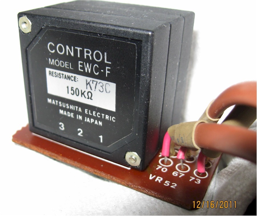 SU-8600 back