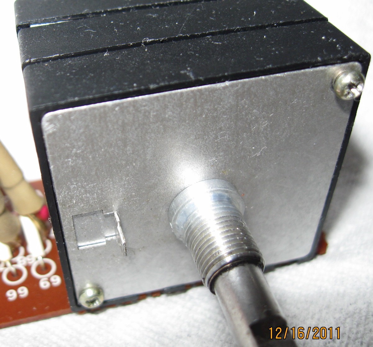 SU-8600 Screws