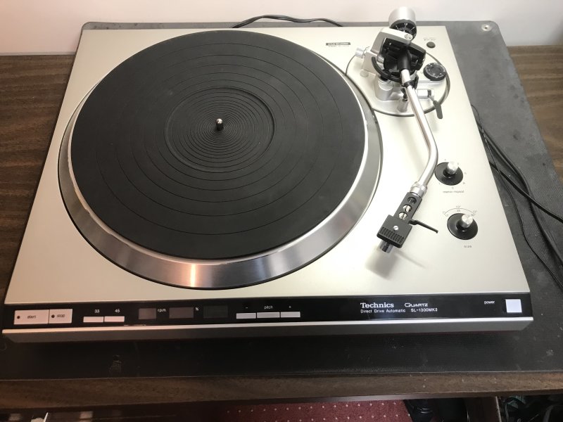 Technics SL-1300Mk2
