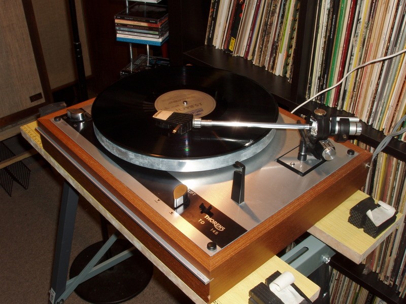 Thorens TD-145