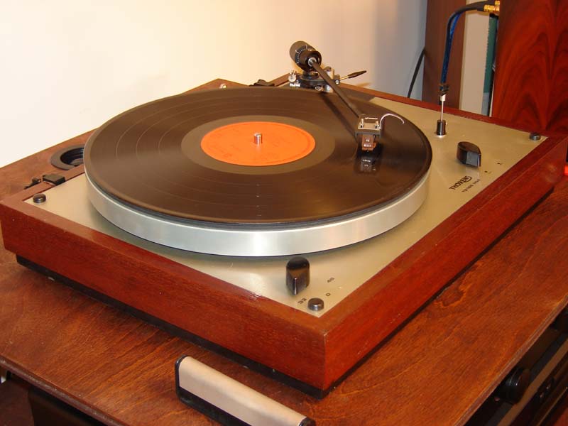 thorens td166