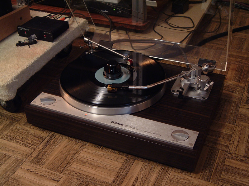 Yamaha YP-D71 with Signet TK7E cart..